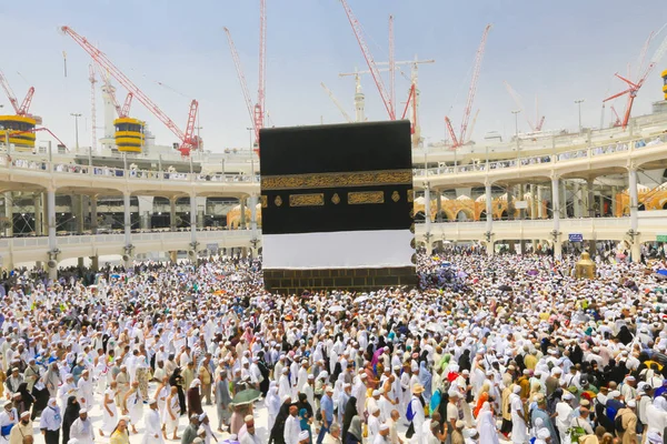 Μέκκα Σαουδική Αραβία Αυγούστου 20198 Μουσουλμάνοι Προσκυνητές Στο Καάμπα Στο — Φωτογραφία Αρχείου