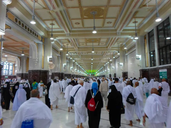 Mekke Suudi Arabistan Ocak Müslüman Hacıların Kâbe Ocak 2017 Üzerinde — Stok fotoğraf