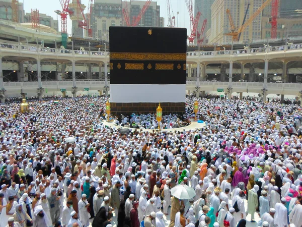 사우디 아라비아 주위를 Kaaba 2017 29에 사우디 아라비아에서 이슬람 순례자 — 스톡 사진