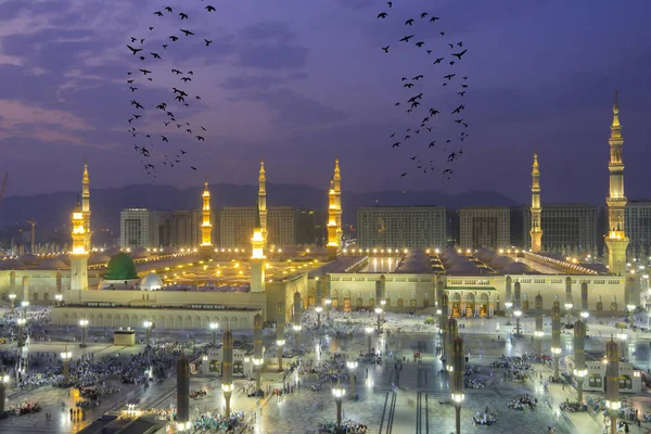 Mezquita Del Profeta Arabia Saudita Medina Una Las Mezquitas Más —  Fotos de Stock