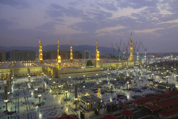Mezquita Del Profeta Arabia Saudita Medina Una Las Mezquitas Más —  Fotos de Stock