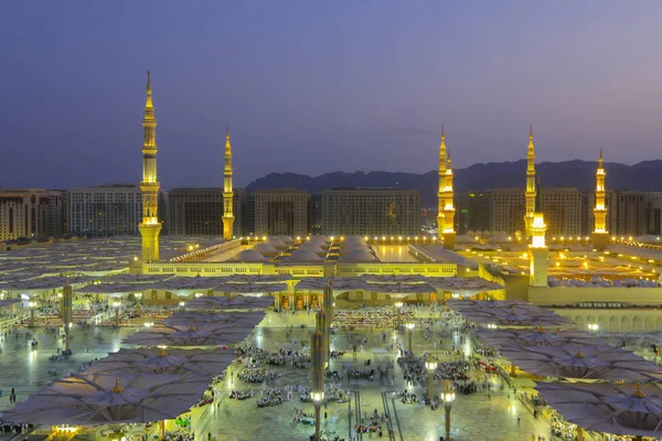 Mesquita Profeta Arábia Saudita Medina Uma Das Maiores Mesquitas Mundo — Fotografia de Stock