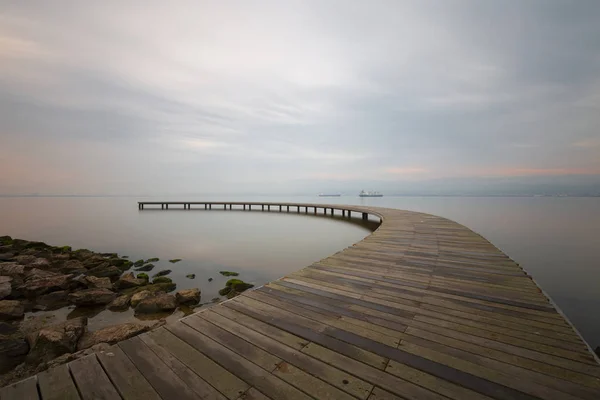 セカパーク イズミット コーチェリ 海岸沿いの美しい自然公園 トルコの夕日の海の景色 — ストック写真