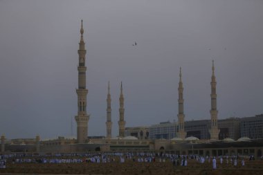 Medine, Suudi Arabistan - Temmuz 2019 : El-Bab'ın mezarı, 8 Temmuz 2019'da Medine, Suudi Arabistan. Mescid-i Nebevi'nin güneydoğusunda yer alan El-Beki (Peygamber Camii)).