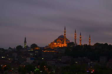 İstanbul Türkiye 'nin başkenti, doğu turizm kenti.
