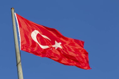 Türk bayrağı ve Manzara 