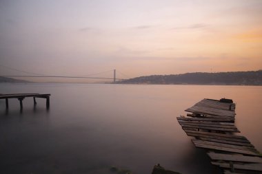 Gün Batımında Boğaziçi Köprüsü; Kuleli, İstanbul,Türkiye.