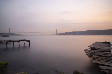 Gün Batımında Boğaziçi Köprüsü; Kuleli, İstanbul,Türkiye.
