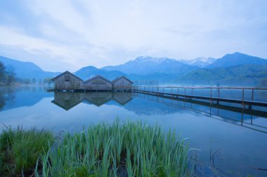 Kochelsee yakınlarındaki Sabah / Almanya