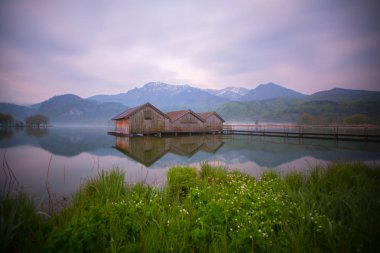 Kochelsee yakınlarındaki Sabah / Almanya