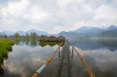 Kochelsee yakınlarındaki Sabah / Almanya