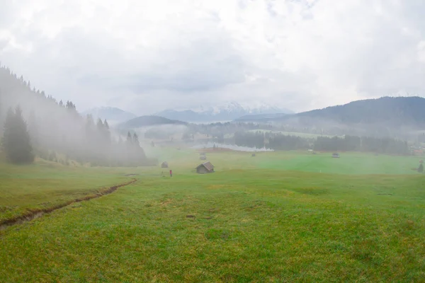 Idílico Lago Geroldsee Nas Montanhas Karwendel Dos Alpes Bávaros — Fotografia de Stock