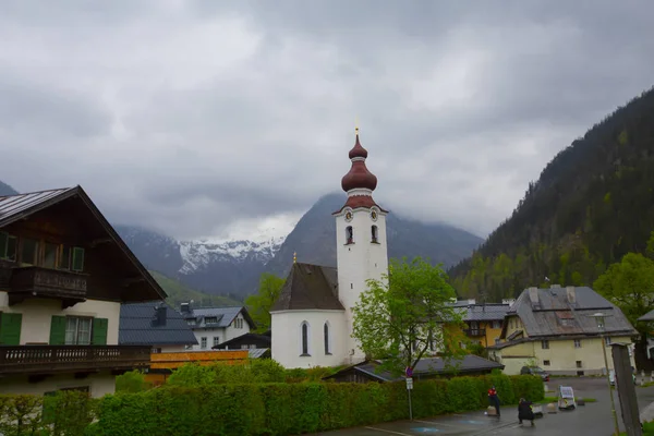 Burg Heinfels kalesi ./ Asutria 