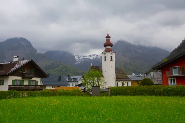 Burg Heinfels kalesi ./ Asutria 