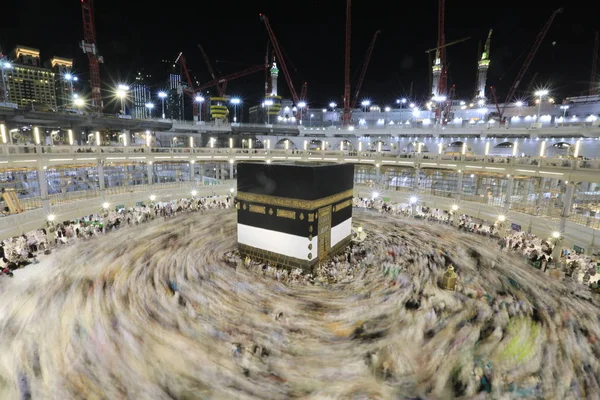 Pellegrini Musulmani Provenienti Tutto Mondo Giro Kaaba Notte Durante Hajj — Foto Stock