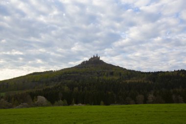 Hohenzollern Kalesi Swabian Alpleri'nde - Baden Wurttemberg, Almanya görünümünü