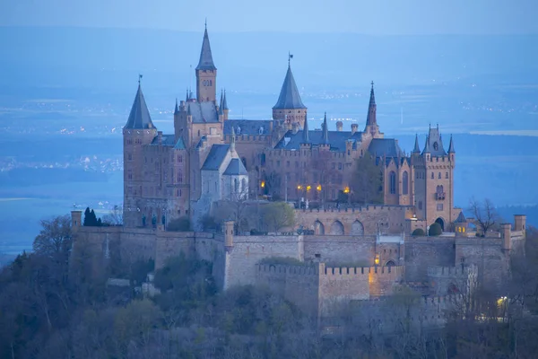 Hohenzollern Kalesi Swabian Alpleri'nde - Baden Wurttemberg, Almanya görünümünü