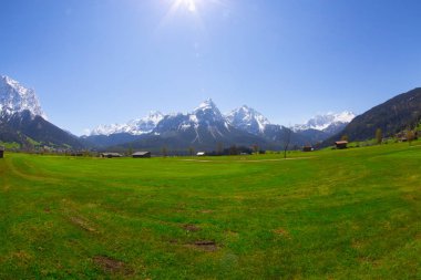 Val Di Funes Ve Geisler (Odle) Gün batımı sırasında Dolomites Dağ Tepeleri - Val Di Funes, Güney Tirol, İtalya