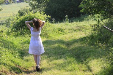 Acarlar sel yatağı ormanı (longoz). Türkiye 'nin kuzeybatısındaki Sakarya ilinde yer alıyor