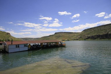 Eski Halfeti.Eski kasaba Halfeti yükselen sular altında, Şanlıurfa, Türkiye.