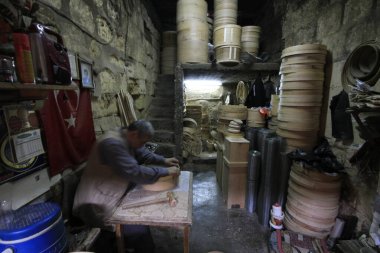 Gaziantep Bakrclar Çarşısı ve şehir manzarası.