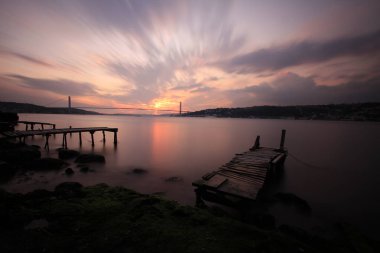 İstanbul, Boğaz Köprüsü ve Bakire Kulesi, fantastik uzun pozlu teknik çekimler.