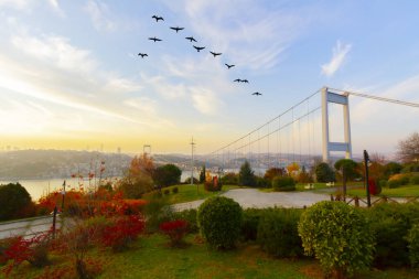 İstanbul Boğaziçi Köprüsü. 15 Temmuz Şehitler Köprüsü. İstanbul / Türkiye.