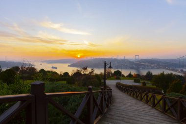 İstanbul Boğaziçi Köprüsü. 15 Temmuz Şehitler Köprüsü. İstanbul / Türkiye.