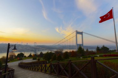 İstanbul Boğaziçi Köprüsü. 15 Temmuz Şehitler Köprüsü. İstanbul / Türkiye.