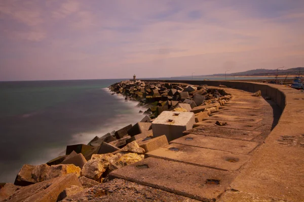 Les Vagues Mer Noire Tournent Paisiblement Sur Les Rives Village — Photo