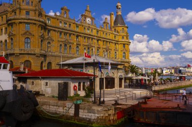 İstanbul turizm merkezi, mimari doğa ve ulaşım, İstanbul dünyanın en güzel şehirlerinden biri.