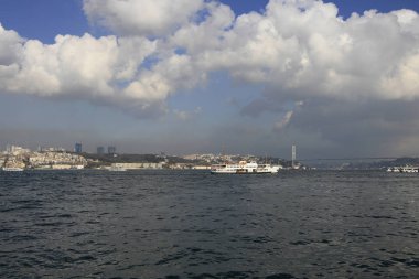 Boğaz Köprüsü ve Bakire Kulesi
