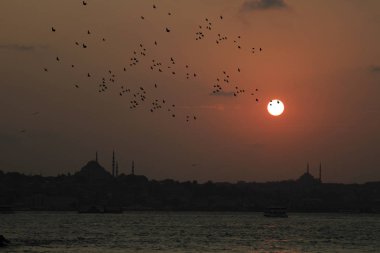 İstanbul 'un en tarihi yerleri ve plajları, dünyanın en sevilen şehri...
