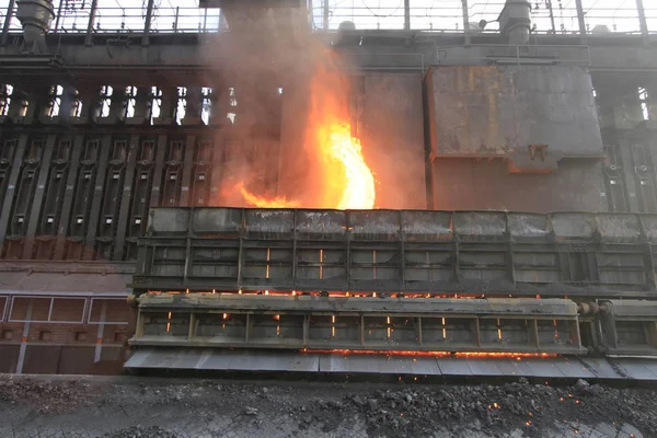 Fábrica Ferro Aço Local Produção Uma Grande Fábrica Trabalhadores Pessoas — Fotografia de Stock