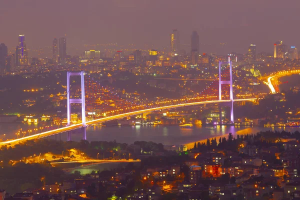 Foto Del Puente Del Bósforo Estambul Amanecer Une Dos Continentes — Foto de Stock