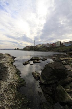 Rumeli Feneri (Rumeli Feneri) İstanbul, Türkiye. İstanbul'un Sarıyer ilçesinin Karadeniz ve kuzey kıyıları.