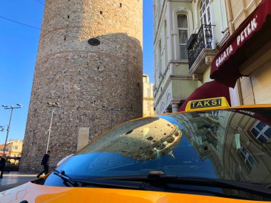 Galata Kulesi, İstanbul 'un Galata ilçesine bağlı bir kuledir. 528 yılında inşa edilen bina, Türkiye 'nin önemli simgeleri arasında yer alıyor.