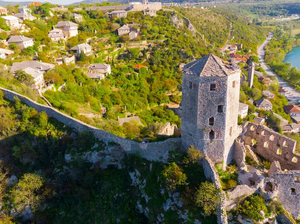 波斯尼亚Pocitelj中世纪城堡的废墟 — 图库照片
