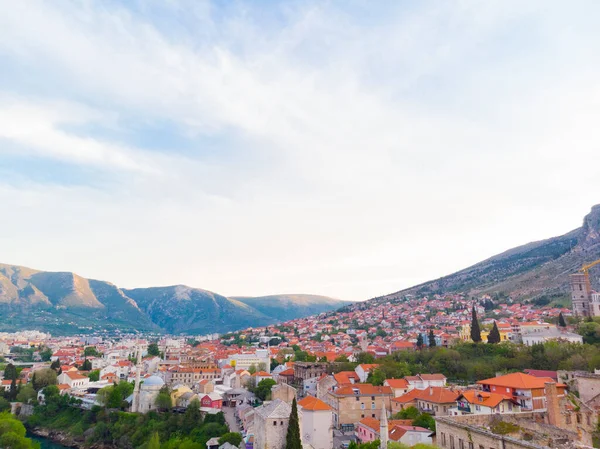 Skyline Mostar Con Puente Mostar Contra Cielo Hermoso Tarde — Foto de Stock