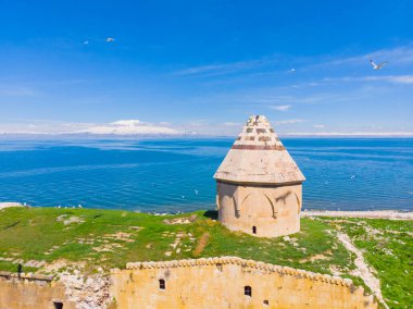 Altinsac Kilisesi, Van Şehri, hava manzarası.