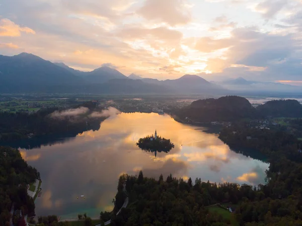 Bled Slovenya Yukarıdan Bled Blejsko Gölü Nün Gökyüzü Panoramik Görünümü — Stok fotoğraf