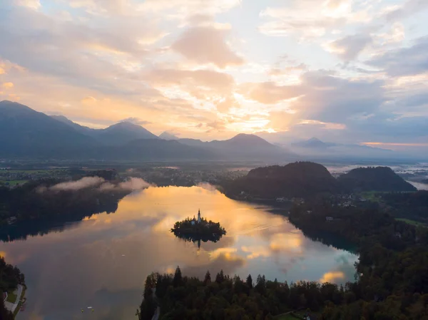 Bled Slovenya Yukarıdan Bled Blejsko Gölü Nün Gökyüzü Panoramik Görünümü — Stok fotoğraf