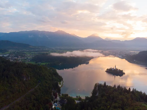 Bled Slovenya Yukarıdan Bled Blejsko Gölü Nün Gökyüzü Panoramik Görünümü — Stok fotoğraf