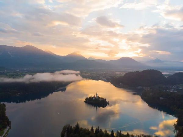 Bled Slovenya Yukarıdan Bled Blejsko Gölü Nün Gökyüzü Panoramik Görünümü — Stok fotoğraf