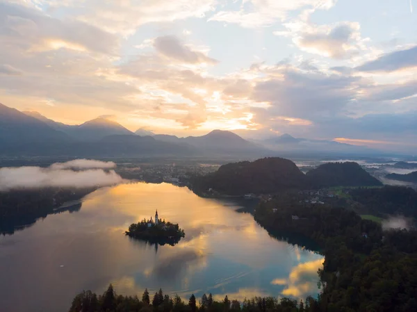 Bled Slovenya Yukarıdan Bled Blejsko Gölü Nün Gökyüzü Panoramik Görünümü — Stok fotoğraf