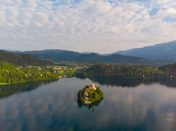 Bled Slovenya Yukarıdan Bled Blejsko Gölü Nün Gökyüzü Panoramik Görünümü — Stok fotoğraf