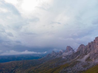 İtalya Dolomites moutnain - Passo di Giau South Tyrol içinde.