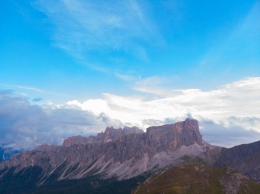 İtalya Dolomites moutnain - Passo di Giau South Tyrol içinde.