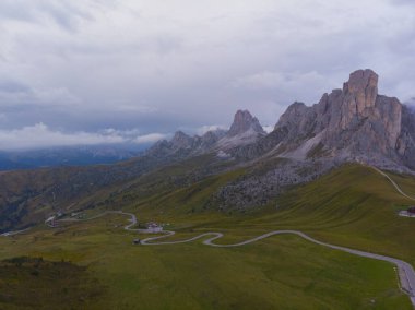 İtalya Dolomites moutnain - Passo di Giau South Tyrol içinde.