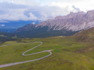 İtalya Dolomites moutnain - Passo di Giau South Tyrol içinde.